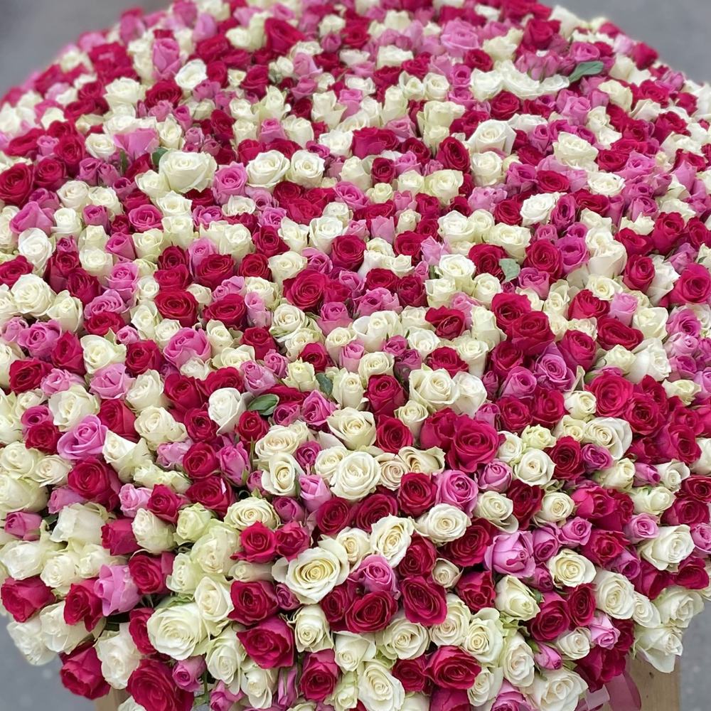 Шикарная корзина из 1001 розы