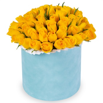 51 желтая роза в бархатной шляпной коробке