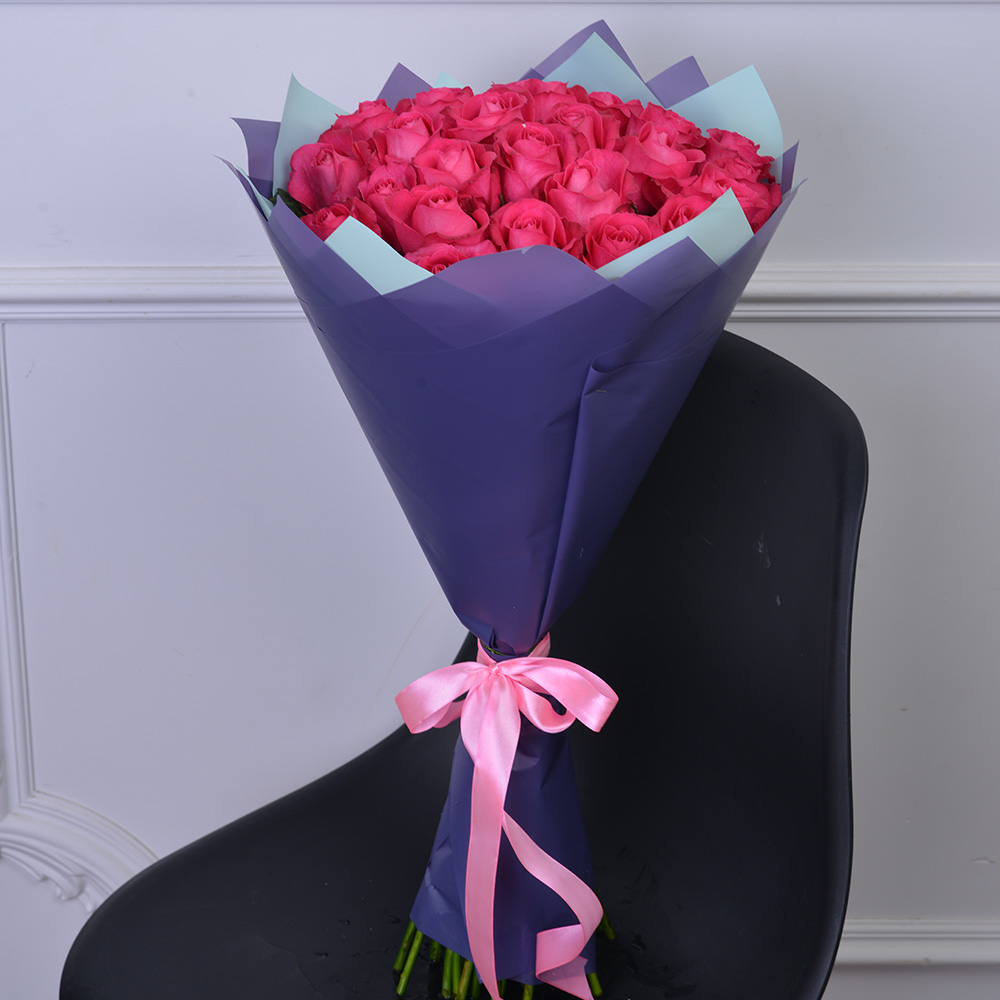 25 малиновых роз 60 см