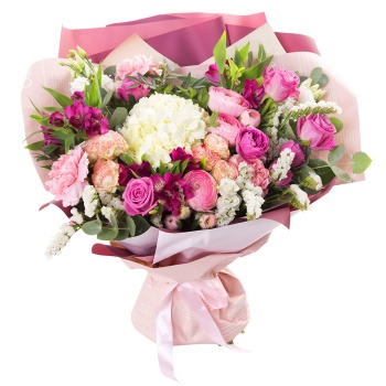 Букет из роз, гвоздик, ранункулюсов и гортензии