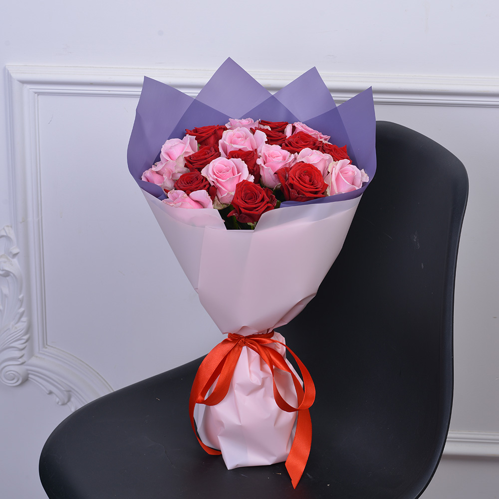 21 разноцветная роза Premium 40 см