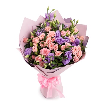 Букет из эустом и кустовых роз