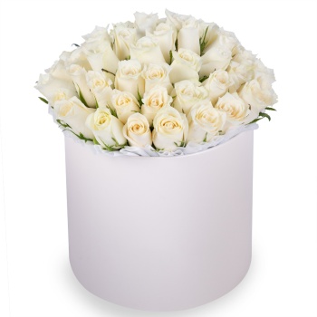 51 белая роза в белой шляпной коробке
