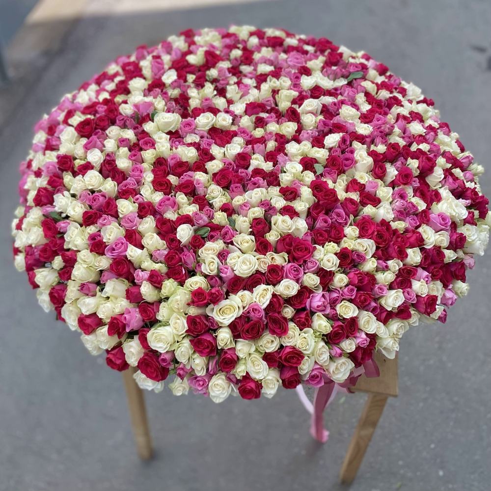 Шикарная корзина из 1001 розы