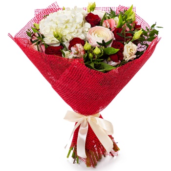 Букет с ранункулюсом, розой и гортензией