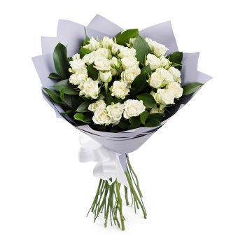11 белых кустовых роз