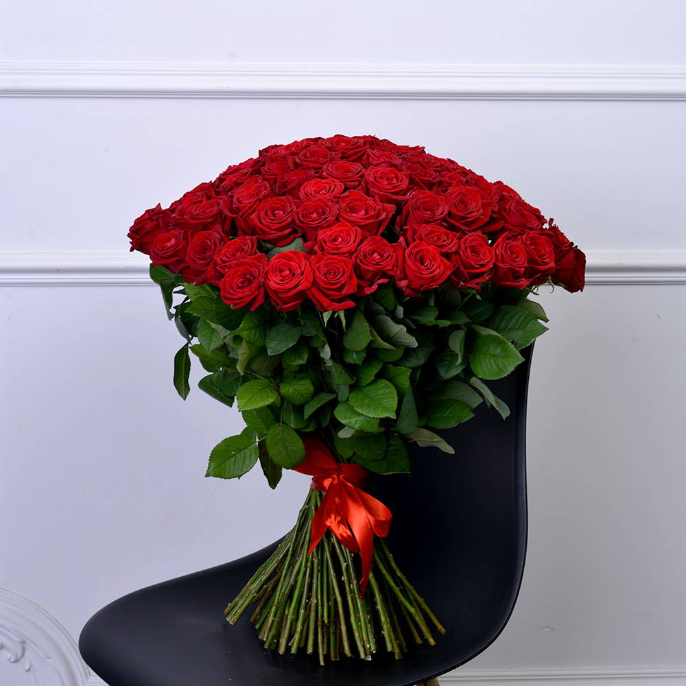 75 красных роз Premium 60 см