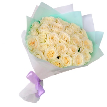 Букет из 25 белых роз 40 см