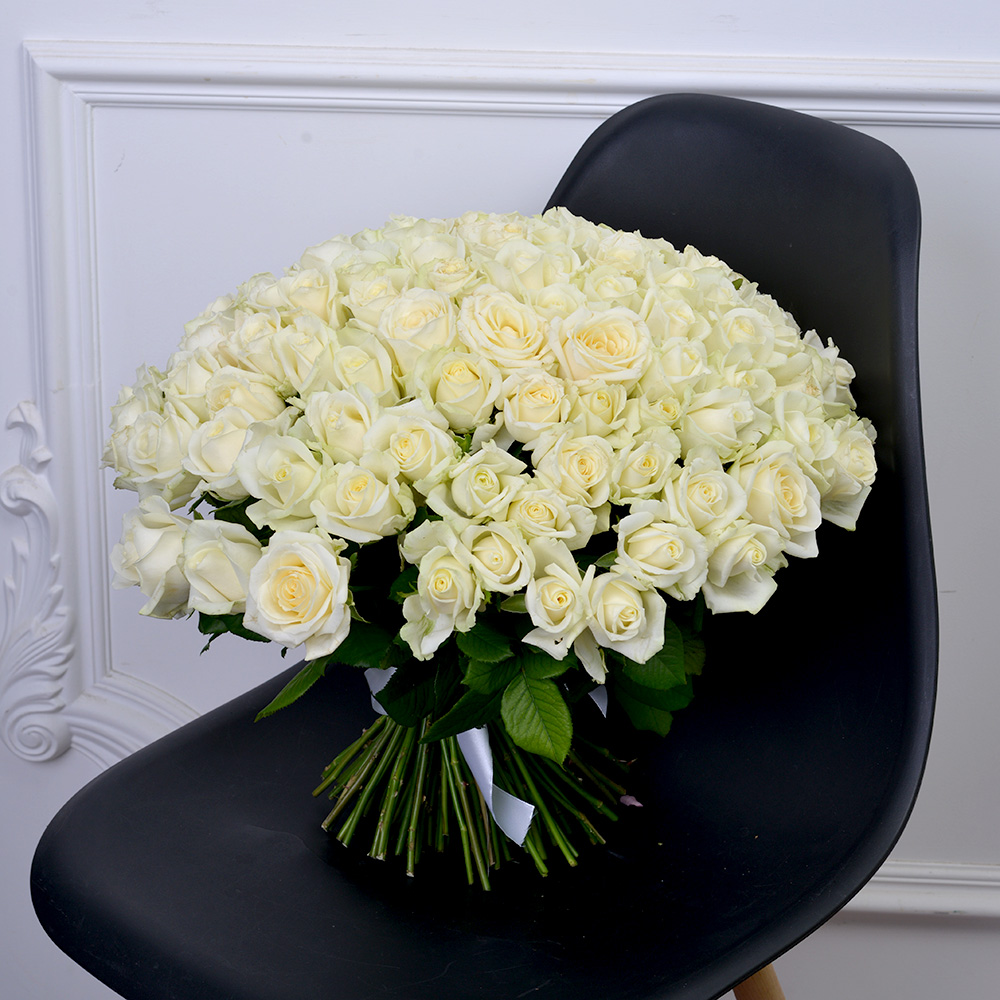 Букет из 101 белой розы Premium 40 см